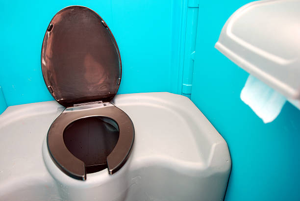 Best Local porta potty services  in Warm Springs, OR
